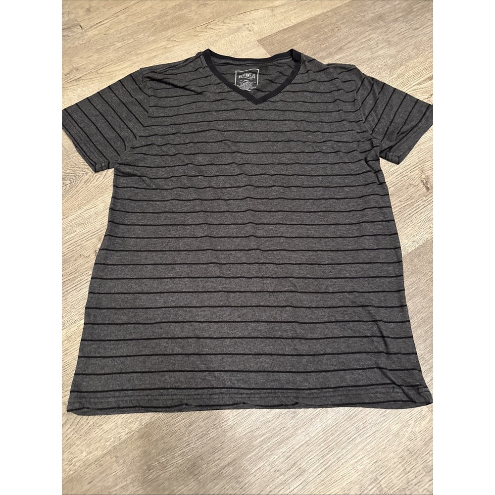 DIKOTOMY T-SHIRT‎ V Neck SIZE Large Striped Black And Grey